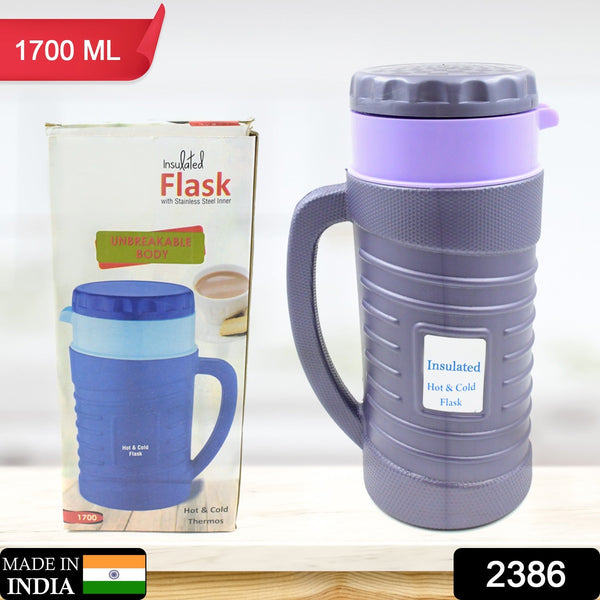 Leakproof travel mug for hot beverages